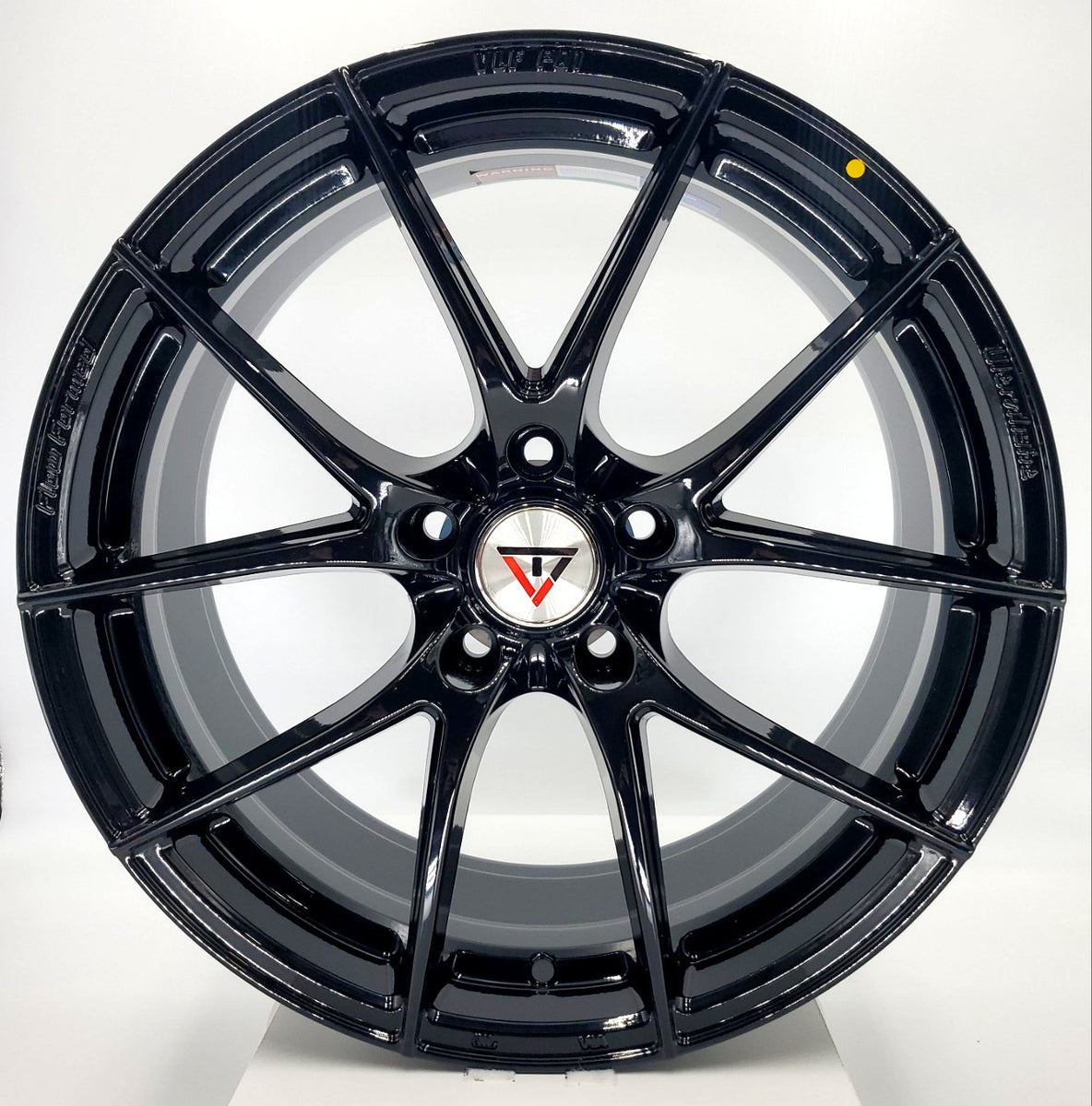 VLF Wheels - VLFP01 FlowForm Gloss Black 18x8 – VID Wheels
